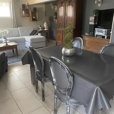Le Petit Clos Des Camelias Apartment