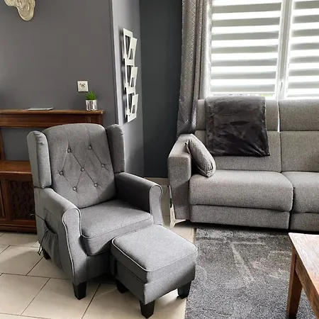 公寓 Le Petit Clos Des Camelias, Pmr Proche De La 梅尔河畔的沃莱特