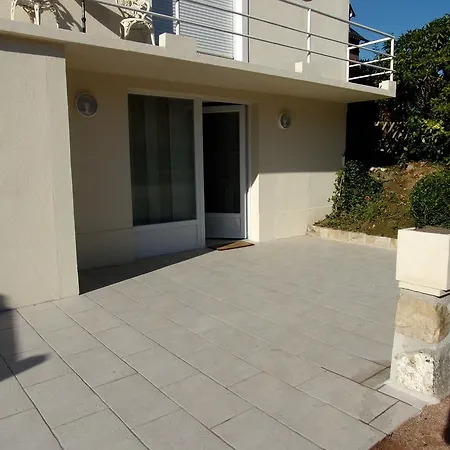 Apartment Le Petit Clos Des Camelias *