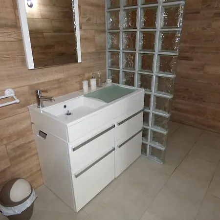 Apartment Le Petit Clos Des Camelias