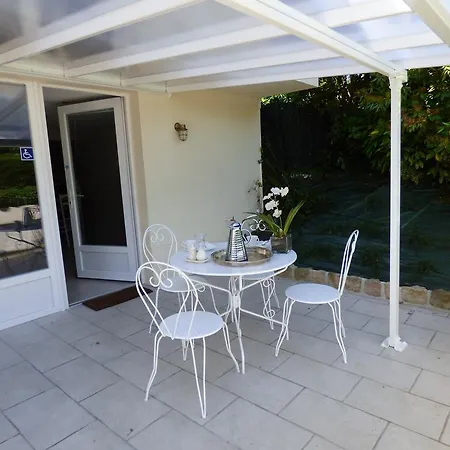 Apartment Le Petit Clos Des Camelias *