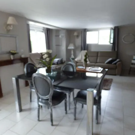 Apartment Le Petit Clos Des Camelias *